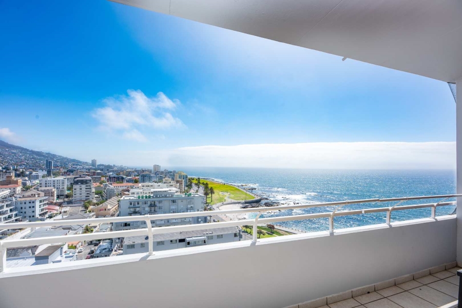 To Let 2 Bedroom Property for Rent in Three Anchor Bay Western Cape